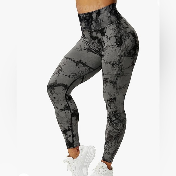 NEW VOYJOY Tie Dye Seamless Leggings, High Waist Yoga Pants, Scrunch Butt. - Picture 4 of 5